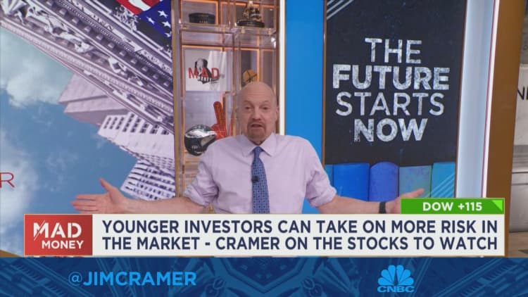 Jim Cramer portföyünü genç tüccarlar için bir araya getiriyor