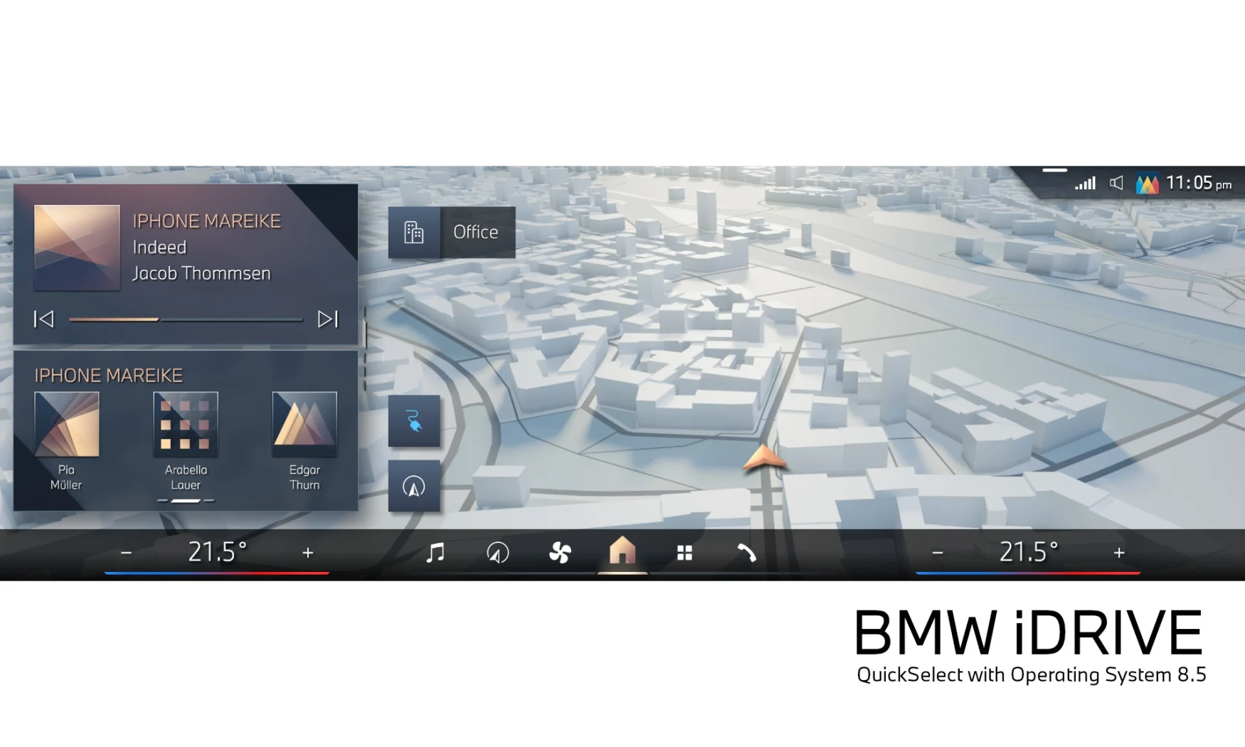 BMW'nin güncellenmiş İşletim Sistemi 8.5 bilgi-eğlence ana ekranının ekran görüntüsü.  Solda, sağda navigasyonlu telefon kontrolleri ve altta bir görev çubuğu (kısayollarla birlikte) bulunur.