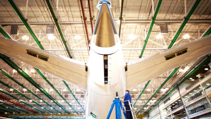 Boeing, 787 Dreamliners’daki yeni kusurun teslimatları yavaşlatacağı konusunda uyardı