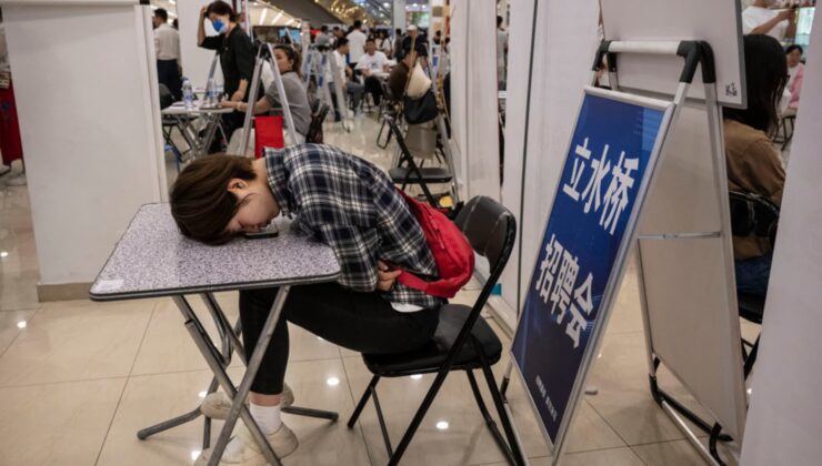 Çin’in genç işsizliği Mayıs ayında yeni bir rekor seviyeye ulaştı, büyük veriler hayal kırıklığı yarattı