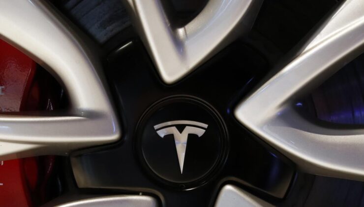 Tesla, Tam Otonom Sürüş sistemini diğer otomobil üreticilerine lisanslamayı planlıyor