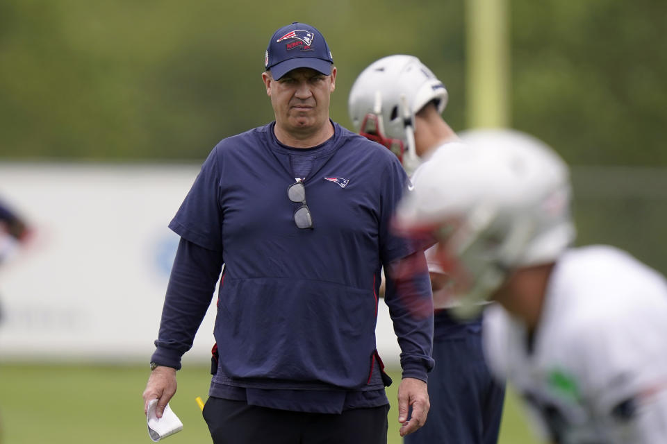 Bill O'Brien, Patriots tarafından iyi bir kiralık oyuncu, ancak hücumda yapacak ciddi işleri var.  (AP Fotoğrafı/Steven Senne)