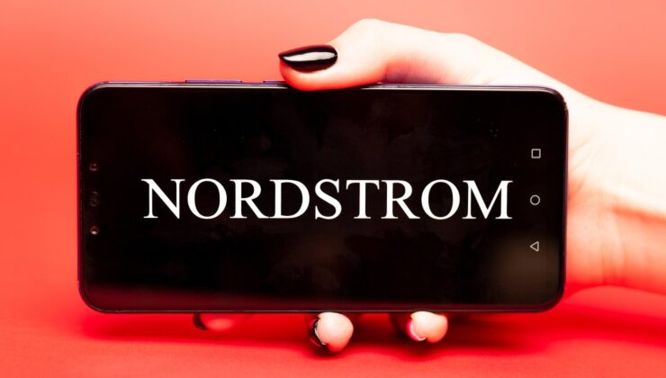 Nordstrom Yıldönümü İndiriminde 35 $ ve Altı Moda Fırsatları